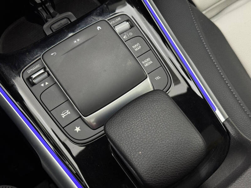 2023 Mercedes-Benz GLB GLB 250