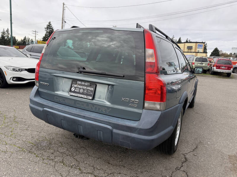 2003 Volvo XC70