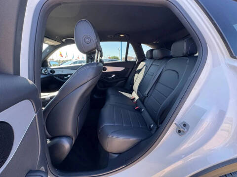 2022 Mercedes-Benz GLC GLC 300