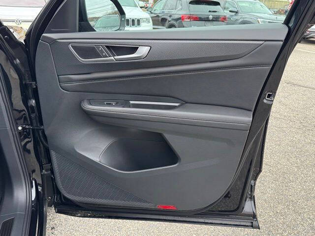 2026 Volkswagen Atlas Cross Sport SEL R-Line Black 4Motion