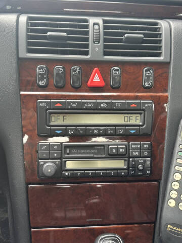 1996 Mercedes-Benz E-Class E 320
