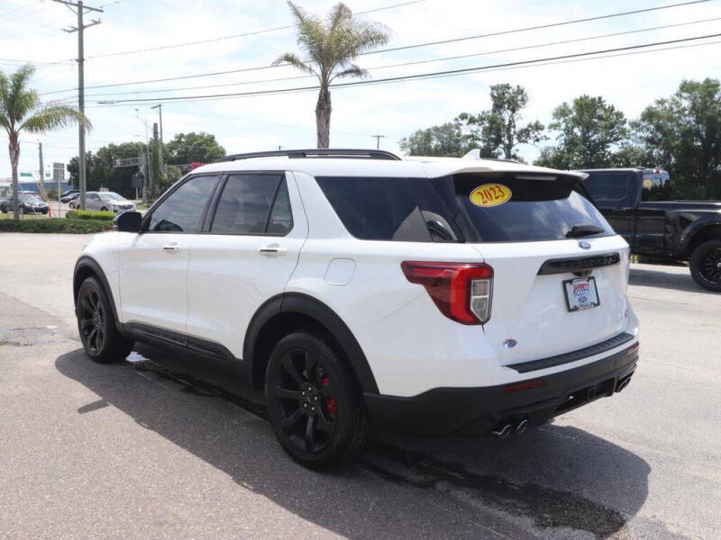 2023 Ford Explorer ST