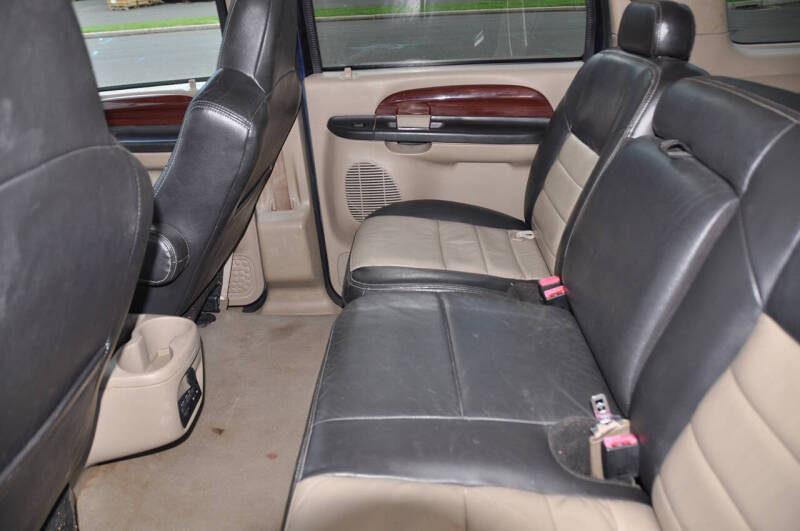 2005 Ford Excursion Eddie Bauer