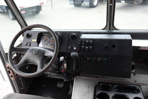 2021 Freightliner MT45 Chassis