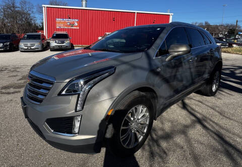 2017 Cadillac XT5 for sale at USA AUTO CENTER in Austin TX
