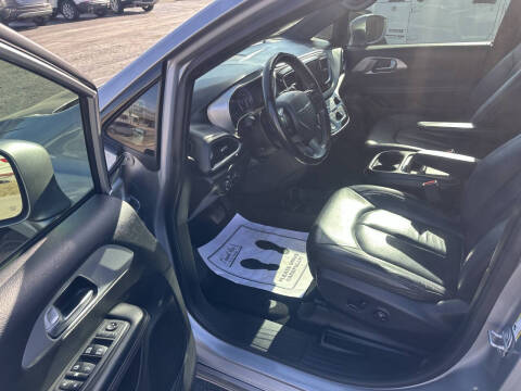 2019 Chrysler Pacifica Touring L