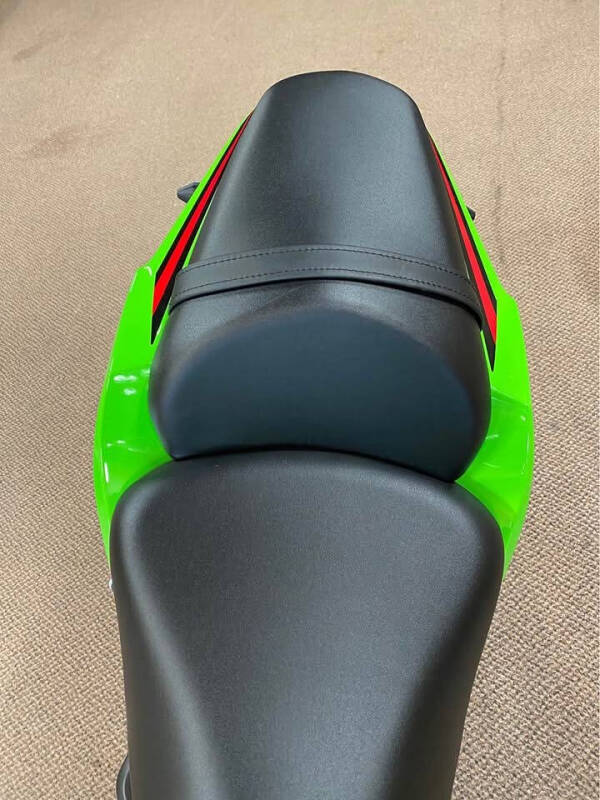 2024 Kawasaki Ninja 650 ABS KRT Edition