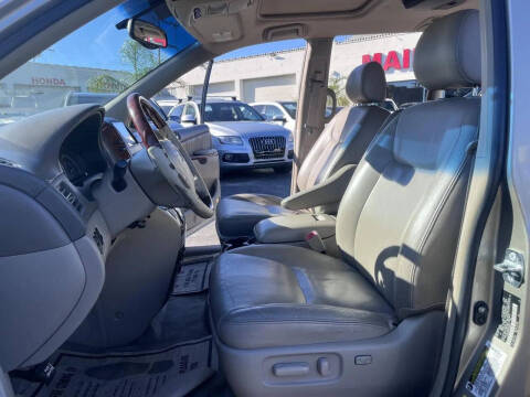 2005 Toyota Sienna XLE Limited 7 Passenger