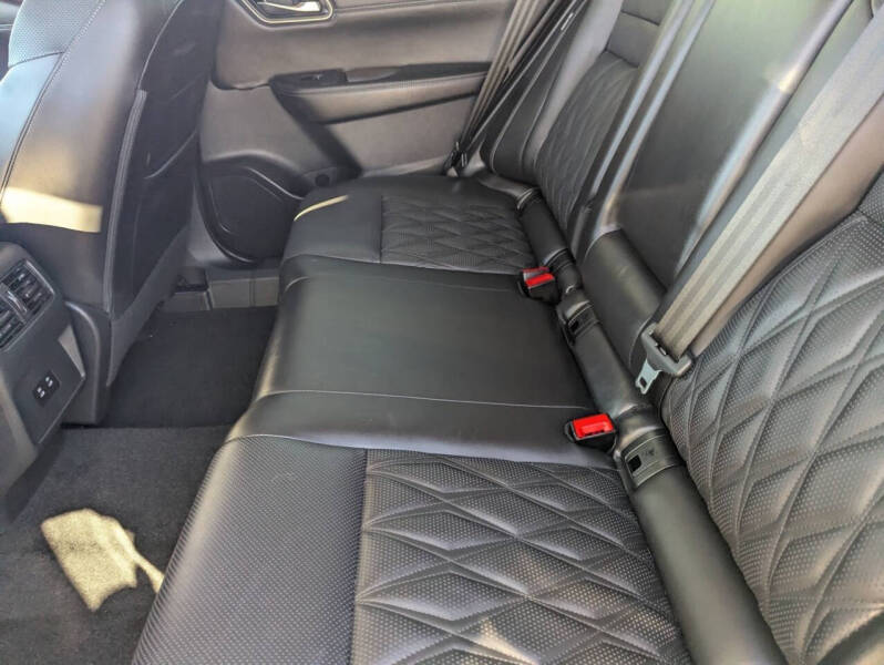 2025 Nissan Rogue Platinum