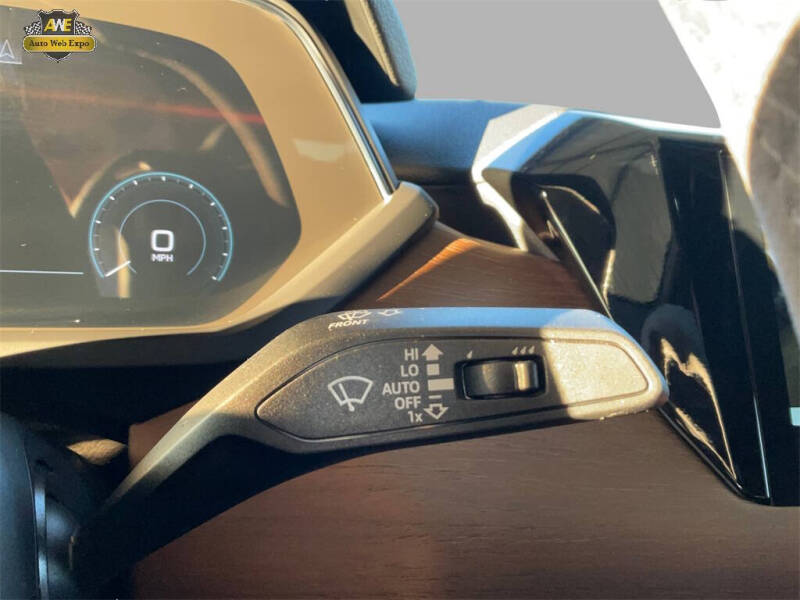 2022 Audi e-tron GT quattro Premium Plus