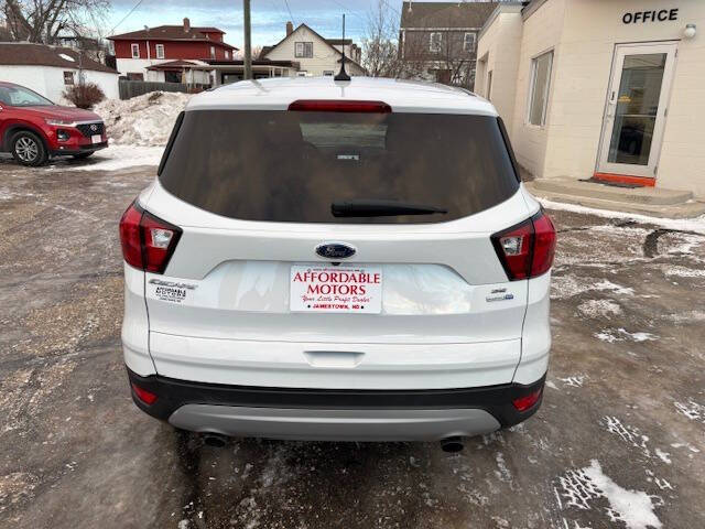 2019 Ford Escape SE