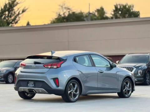 2019 Hyundai Veloster
