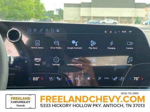 2025 Chevrolet Equinox EV LT 2