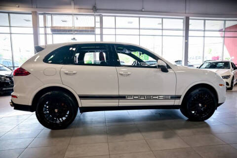 2018 Porsche Cayenne Platinum Edition