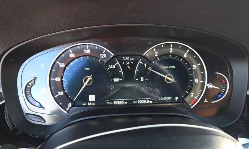 2018 BMW 5 Series 540i