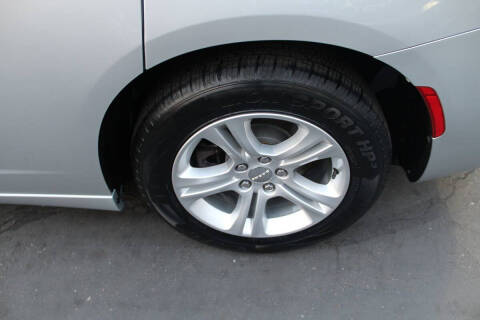 2020 Dodge Charger SXT