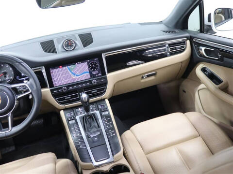 2020 Porsche Macan S