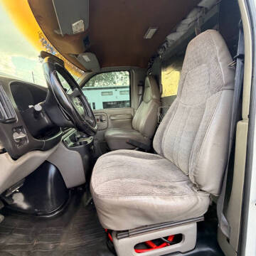 2001 Chevrolet Express G2500