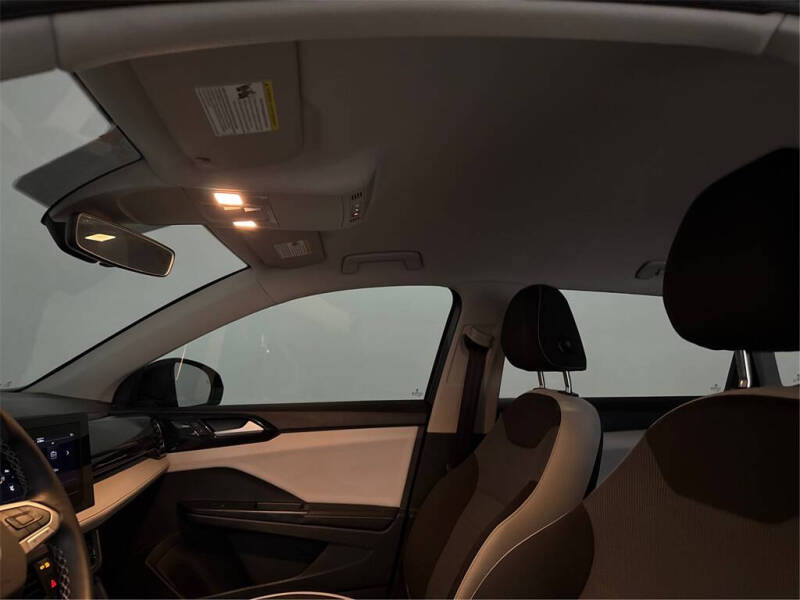 2025 Volkswagen Taos S