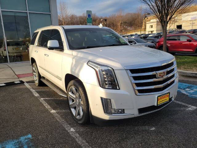 2018 Cadillac Escalade Luxury