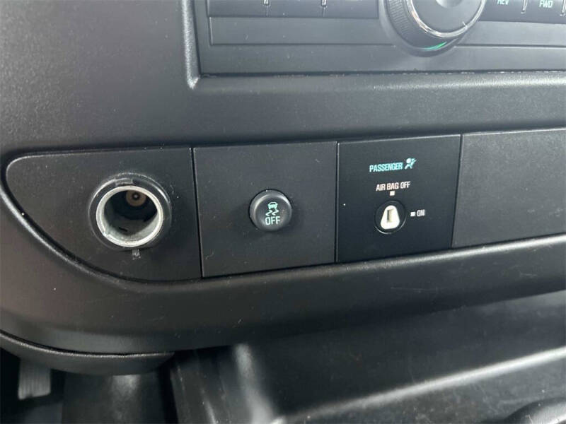 2023 GMC Savana 2500