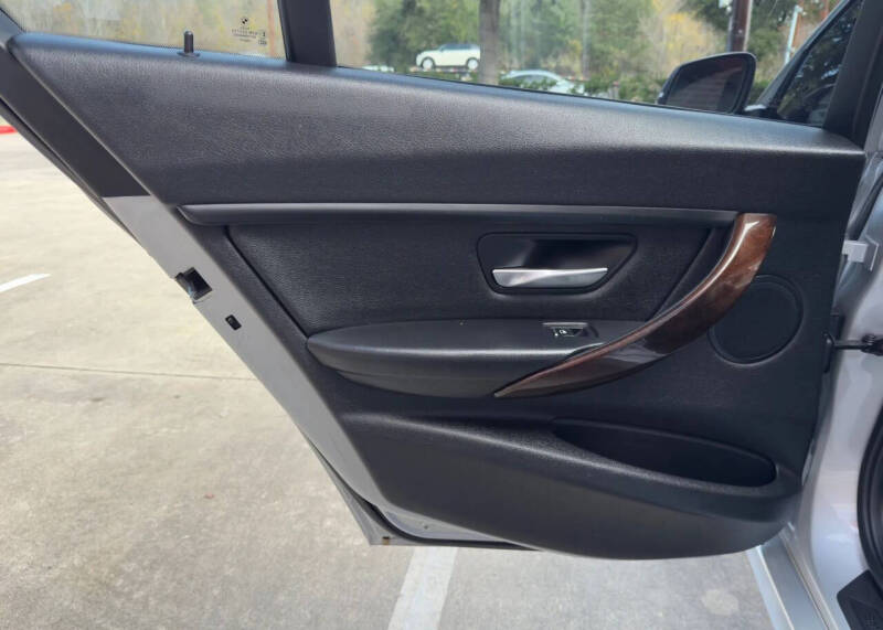 2016 BMW 3 Series 320i