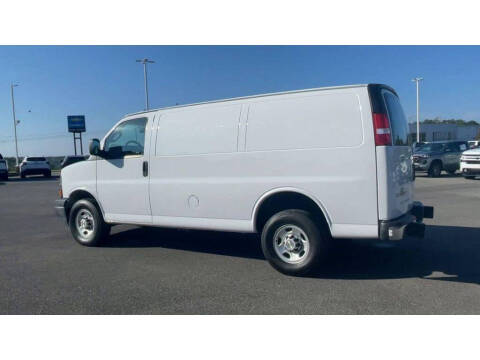 2023 Chevrolet Express 2500