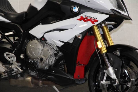 2016 BMW S1OOOXR