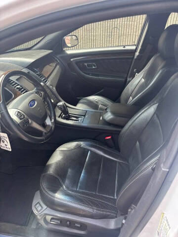 2014 Ford Taurus Limited