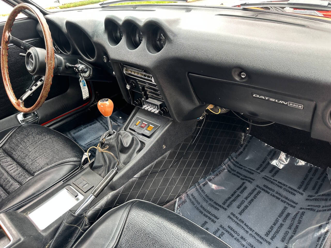 1972 Datsun 240Z 27