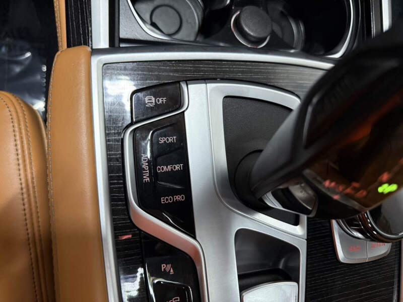 2021 BMW 7 Series 750i xDrive