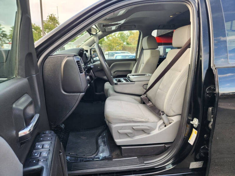 2017 Chevrolet Silverado 1500 Custom