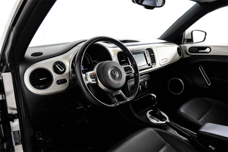 2016 Volkswagen Beetle 1.8T SE