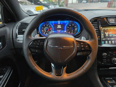 2023 Chrysler 300 S V6