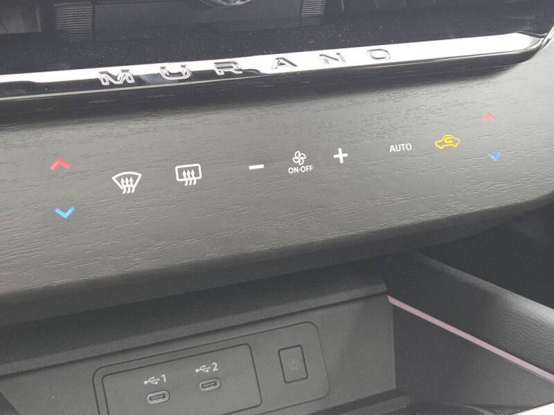 2025 Nissan Murano SL