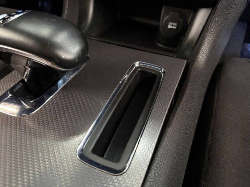 2013 Dodge Charger SE