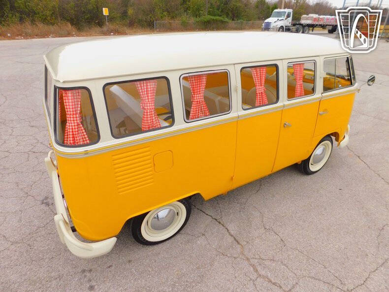 1975 Volkswagen Type 2