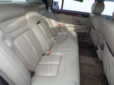 1999 Cadillac DeVille D'elegance