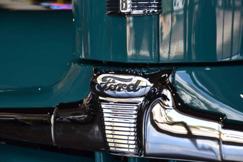 1947 Ford Super Deluxe