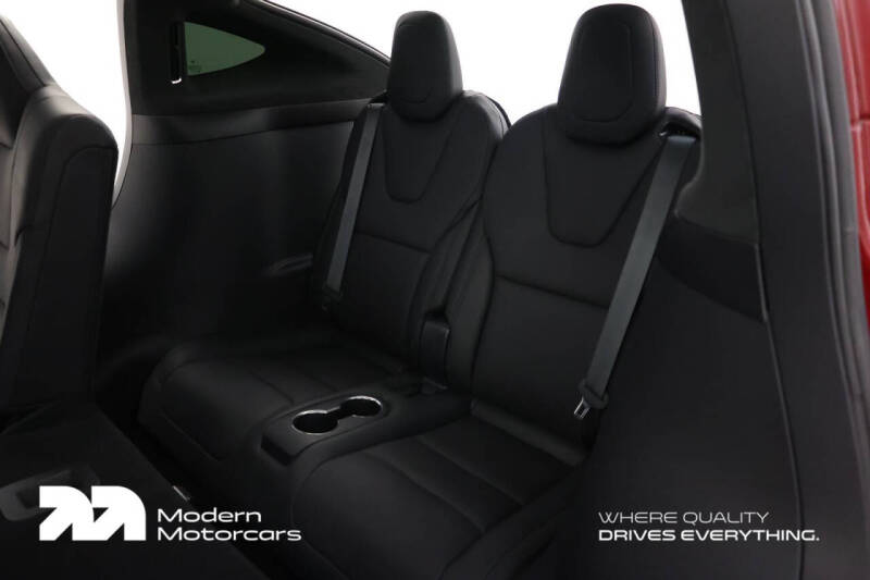 2023 Tesla Model X Standard Range