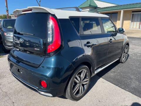 2018 Kia Soul +