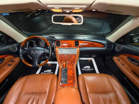 2005 Lexus SC 430