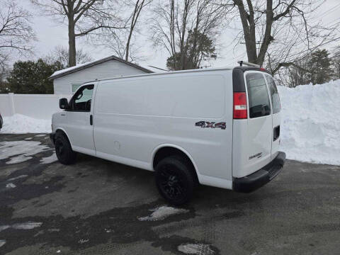 2016 GMC Savana 2500