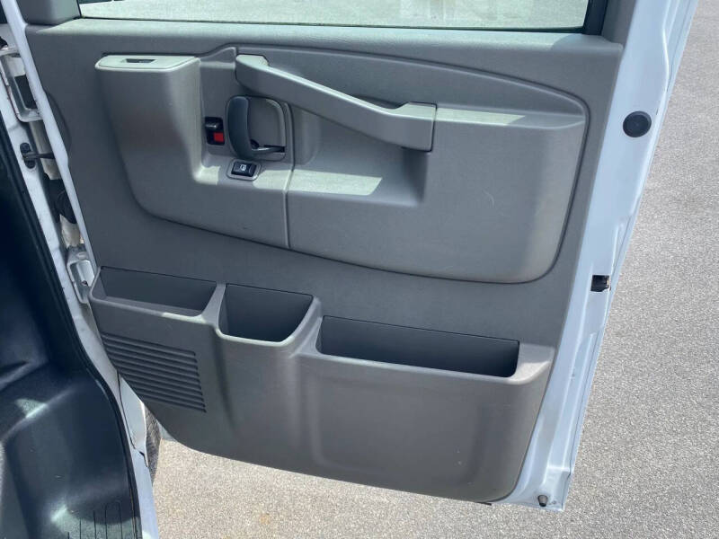 2016 Chevrolet Express 2500