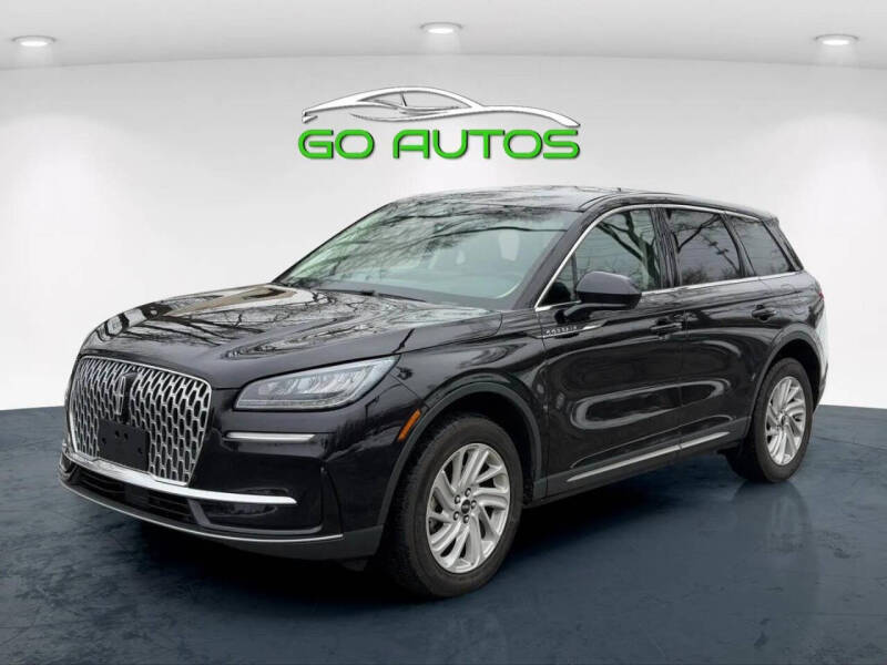 2023 Lincoln Corsair Base's photo