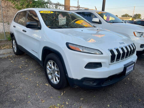 2014 Jeep Cherokee for sale at El Tucanazo Auto Sales in Grand Island NE