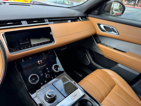 2019 Land Rover Range Rover Velar P250 R-Dynamic SE