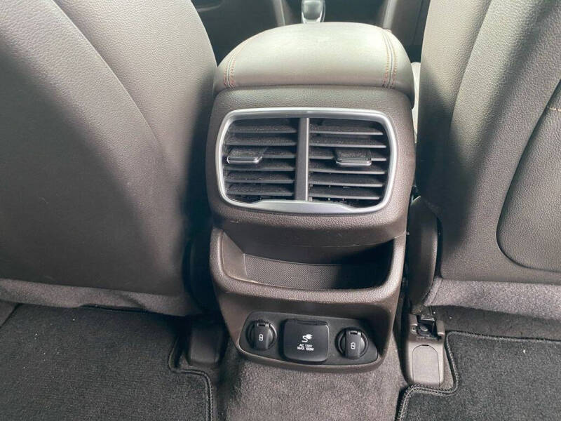 2019 Hyundai Santa Fe Ultimate 2.0T