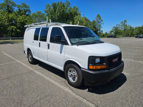 2017 GMC Savana 2500