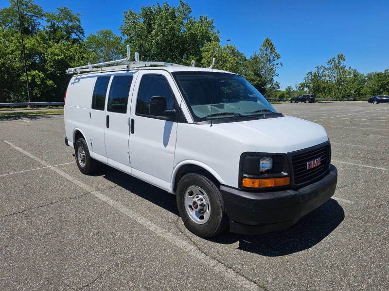 2017 GMC Savana 2500